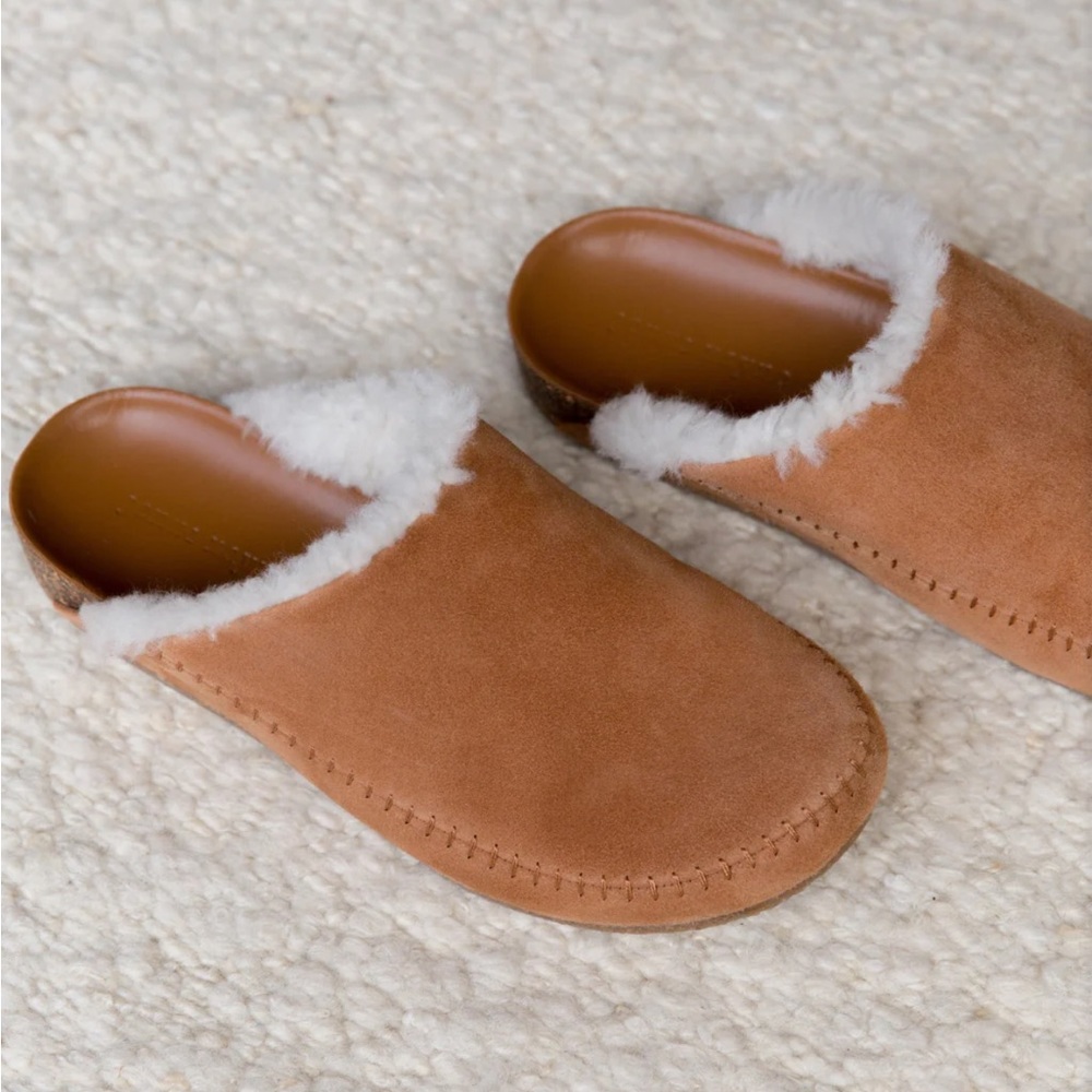 NWT Jenni Kayne Shearling Lined Moc in Saddle 38